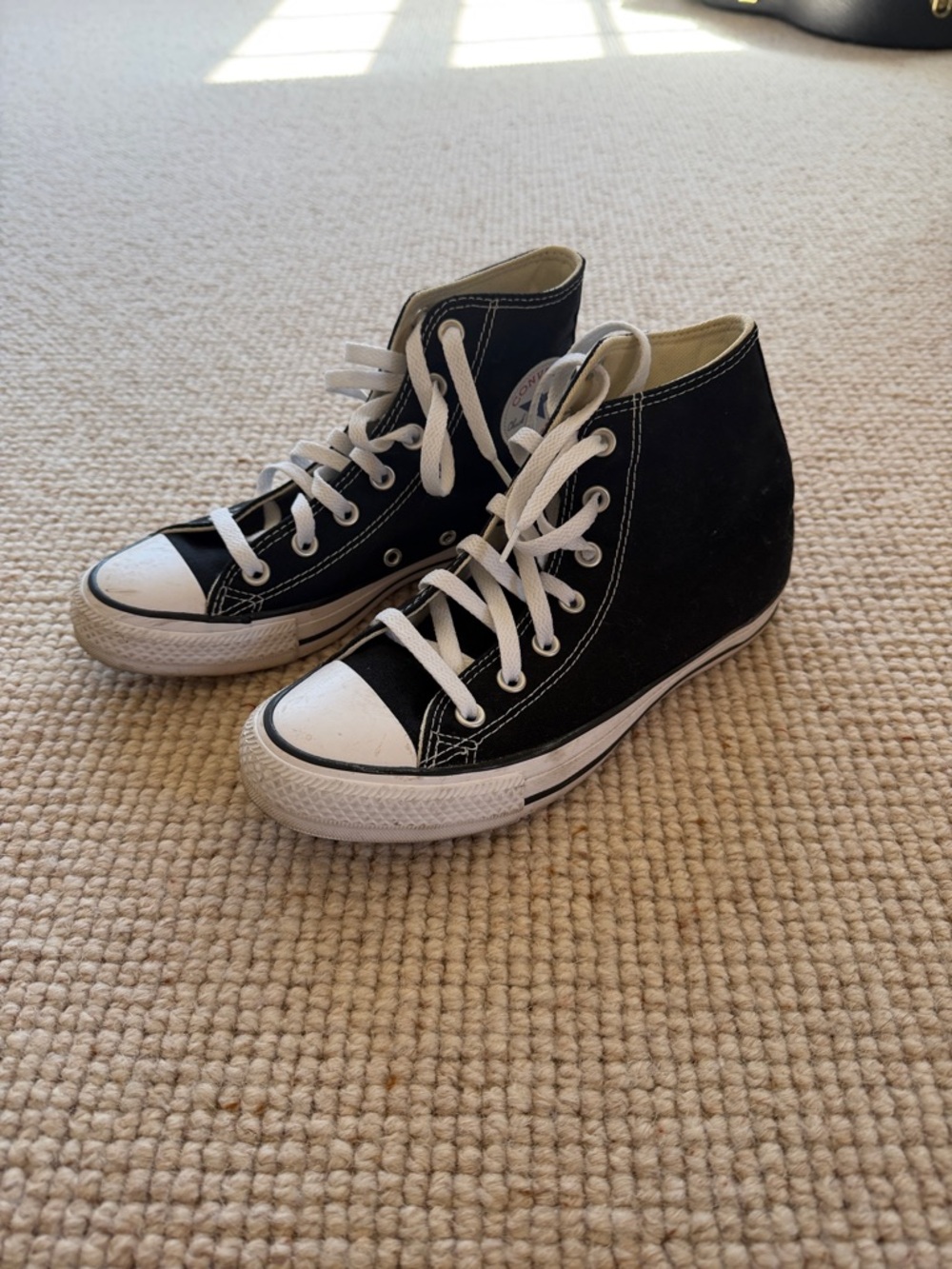 Classic High-Top Canvas Sneakers in Black